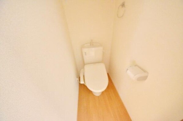 メゾンドアレーズの物件内観写真